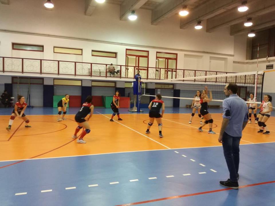 ragazze volley 2 maggio