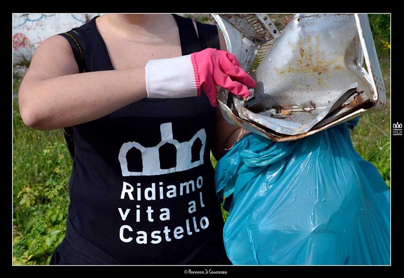 Domenica 29 la giornata del Clean Walking al Castello del Parco