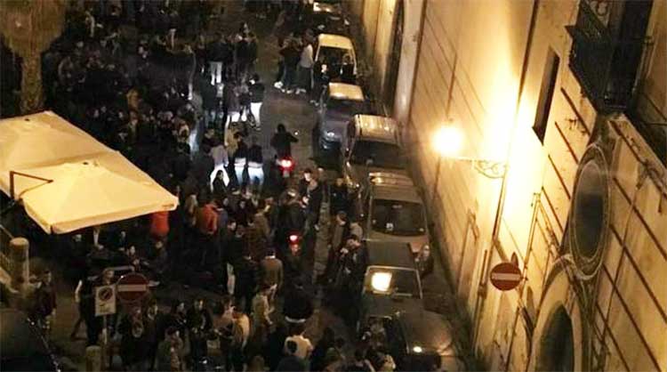 Salerno, la movida notturna