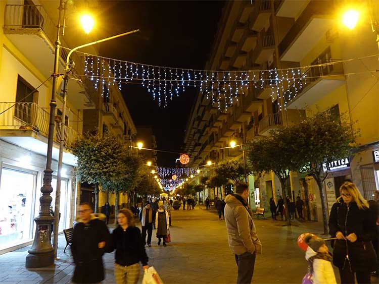 Parte la gara per le luminarie natalizie a Nocera Inferiore