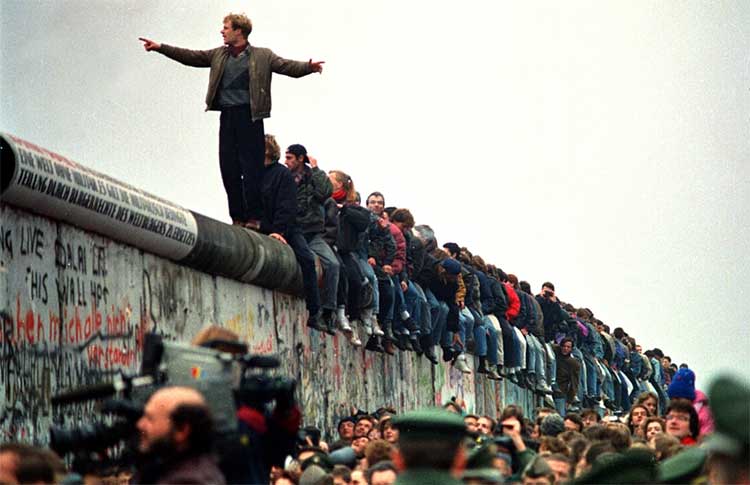 9 novembre 1989: caduta del muro di berlino