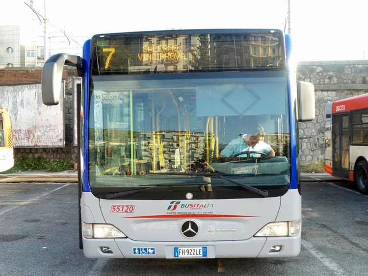 bus 2 2 2