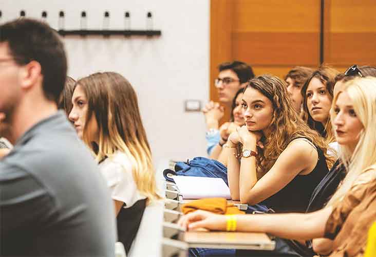 studenti scuole superiori