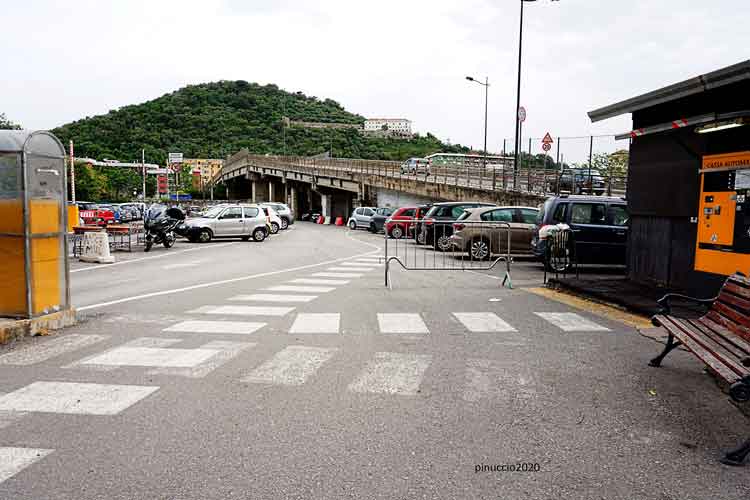 via canale parcheggio