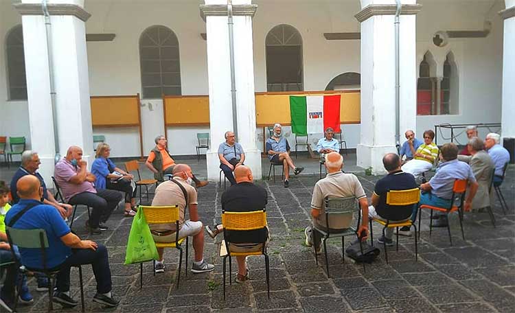 Un momento dell'assemblea costitutiva dell'Anpi nocerina