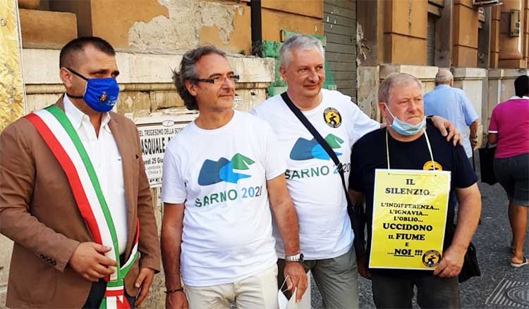 manifestazione sarno2020 11 luglio 2020 a Napoli