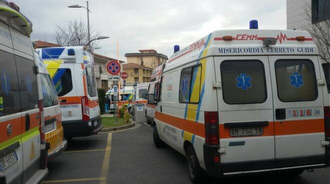 ambulanze in coda