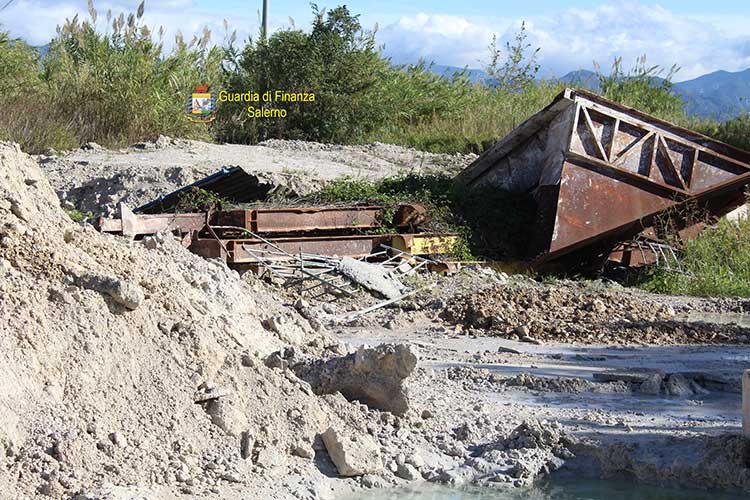 Parte dell'area trasformata in discarica