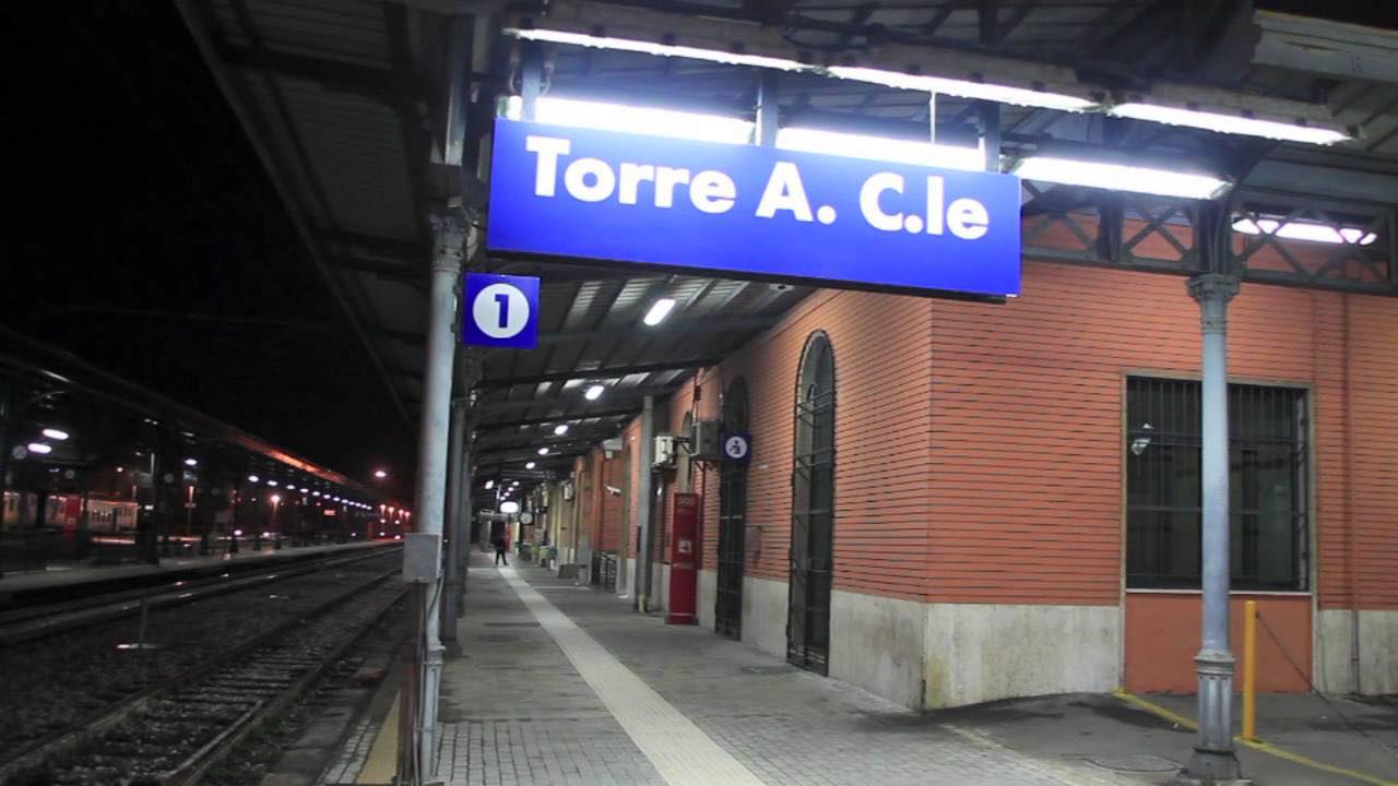 investito treno torre