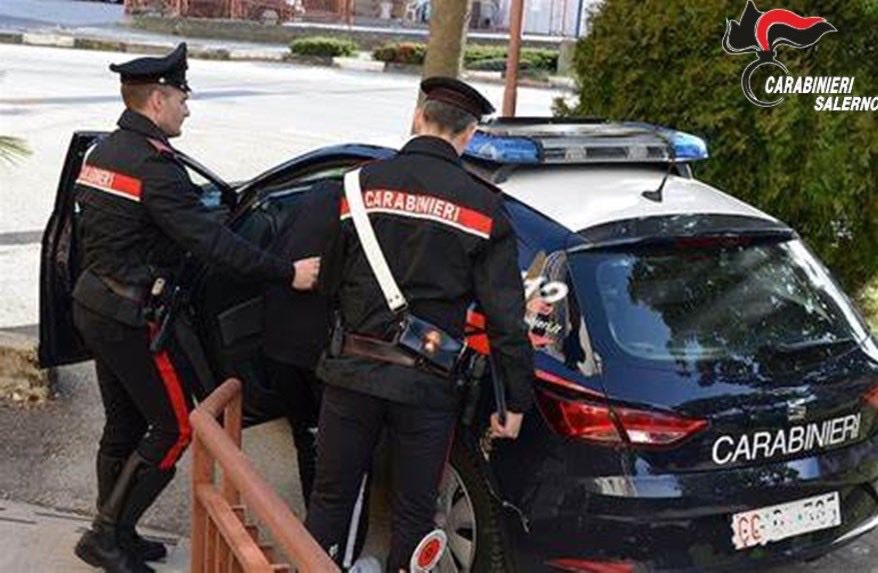 arresto carabinieri salerno
