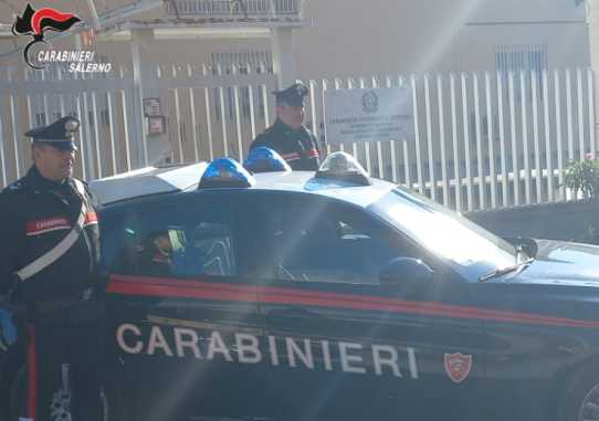 carabinieri auto salerno