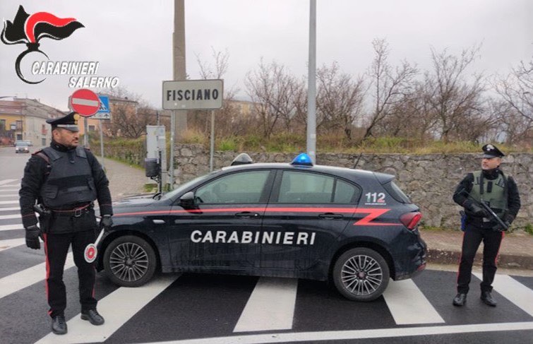 carabinieri fisciano furto