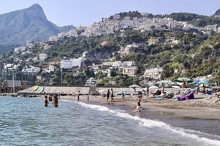 vietri aggressione spiaggia