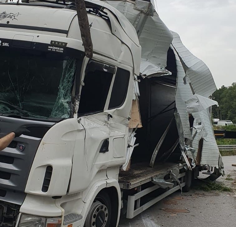 incidente camion sannino2